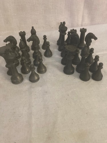 Piéces pour jeu - pour,