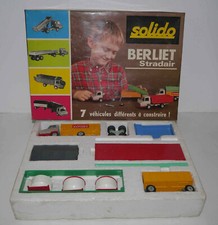 Rare ensemble Solido Berliet « Stradair 7 véhicules » en boîte