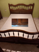 Lit 140x200 en chêne massif Style Louis XV en parfait état