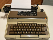 Machine à écrire électrique Smith-Corona vintage