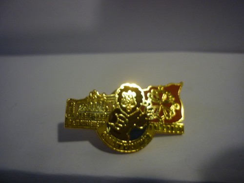 Rare pins pin banque - rare,