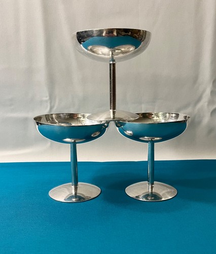 Coupe glace sur pied - coupe,