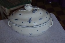 porcelaine d ARRAS soupiere