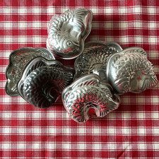 Lot 6 Anciens Petits Moules à