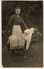 Portrait femme & enfant landau