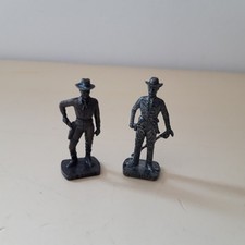Lot 2  figurines Kinder métal Sudista Hardin