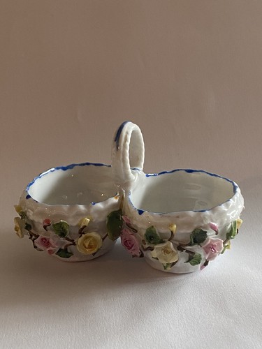 Ancien panier fleurs - panier, a