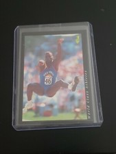 1992 Classic World Class Athletes #1 Carl Lewis Rookie Team USA Track Card