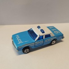 VINTAGE voiture Majorette Chevrolet impala   ECH 1:69  8 cm  N° 240 police 911