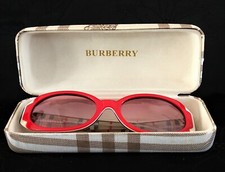 BURBERRY PAIRE de LUNETTES SOLEIL FEMMES VINTAGE avec BOÎTE et ÉTUI d'ORIGINE.
