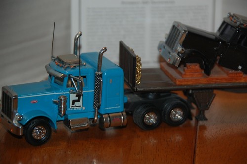 Matchbox peterbilt 359 - matchbox,
