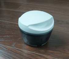 tupperware twister noir gris ancien model coupe persil  jambon (hachoir manuel)