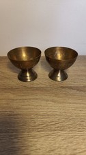 Paire De Coupes Anciennes En Laiton Gravé Style Oriental Ou Art Déco