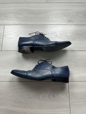 Chaussures en cuir bleues