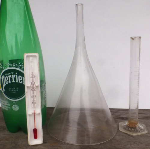 Instruments verre de labo - instruments, en