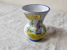 Petit Vase en céramique de 9,5 cm de haut décoré à la main