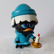 Figurine neuve Plastoy 2002 - CALIMERO en chemise de nuit avec bougie