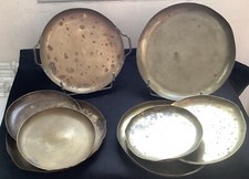 Lot 8 anciens plateaux cuivre