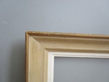 Cadre ancien en bois Mouluré