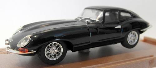 Box scale diecast 8439 - 1/43,