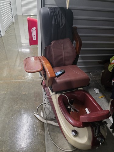 Used g450 salon pedicure - used,