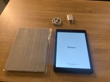 Tablette Apple iPad air - 9,7" état neuf -4G/Wi-Fi- 32Go- - avec chargeur -