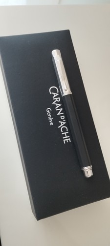 Luxueux stylo caran ache - luxueux, d'ache