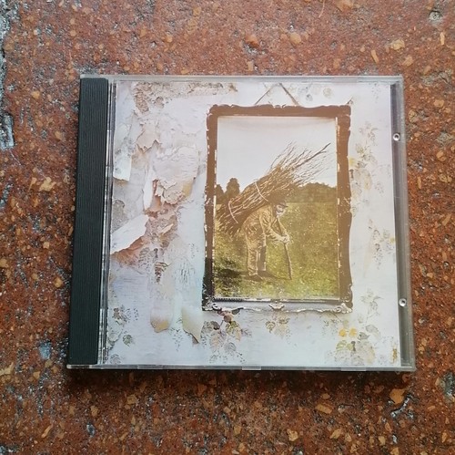 Led zeppelin black - -, dog