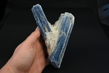 Cristal de Cyanite sur quartz 1288g disthène Specimen minerale de collection
