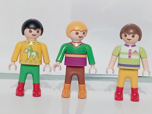 Playmobil figurines enfants - x3,