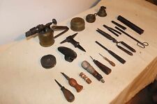 lot de 19 anciens outils 1900 de cordonnier outils diverses enclume pince