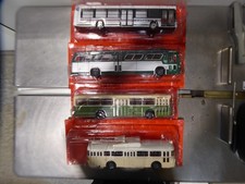 Lot de 4 Autobus miniatures 1/43 Véhicule Bus collection Diecast BUS133