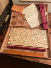 Ancien jeu MAH JONG coffret bois 144 pièces