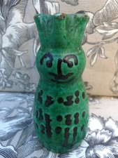 Pichet Anthropomorphe ancien Terre Cuite Vernissée verte émail noir 10cm haut