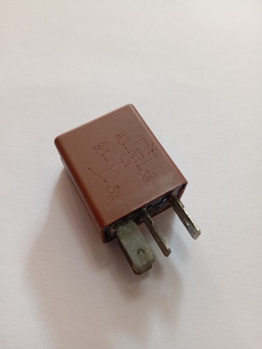 8200263345 relais relay - 1x,