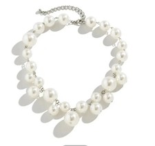 Collier perles fantaisie blanc