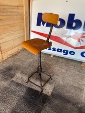 Chaise  d'atelier industrielle