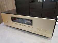 Convertisseur N/A Accuphase