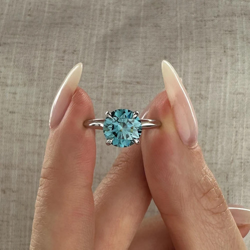 Bague ronde diamant bleu 2 - ronde, en