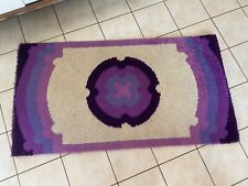 TAPIS EN LAINE VINTAGE COULEUR VIOLETTE "GÛTE SIEGEL" SPACE AGE