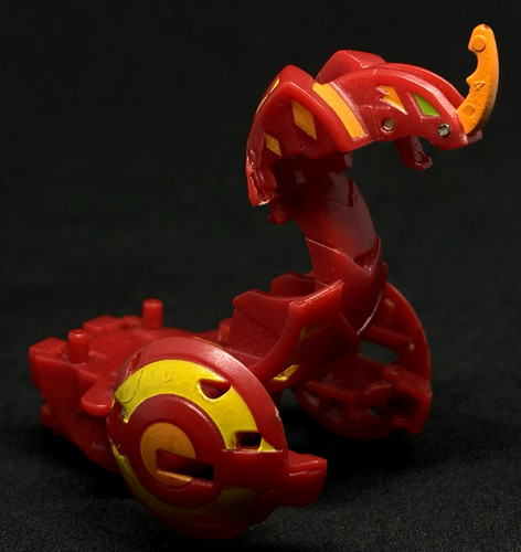 Bakugan fangoid pyrus - bakugan,