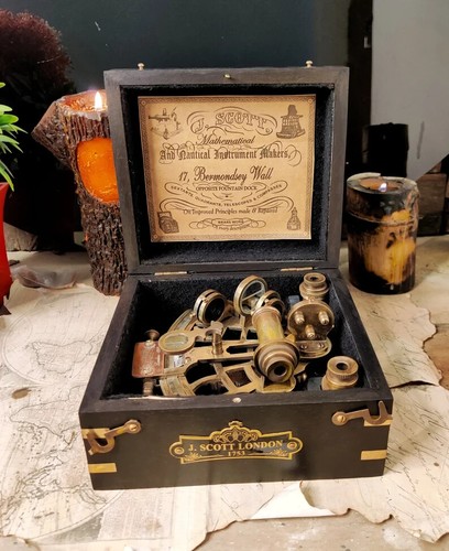 Sextant instrument - , de