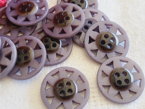 Lot boutons bicolore - 10,