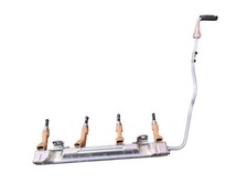 2381437050 rampe injection pour TOYOTA AURIS 1.6 16V CAT 2006 134404