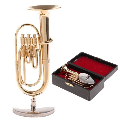 Modèle tuba en cuivre - de,