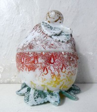 verrerie ancienne Portieux bonbonnière fraise en opaline de foire