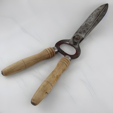 Anciens CISEAUX à tailler