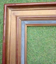 ANCIEN CADRE EN BOIS DORE 63 X