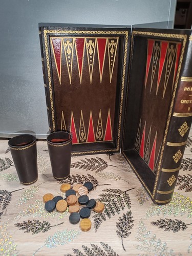 Ancien coffret boîte - , à