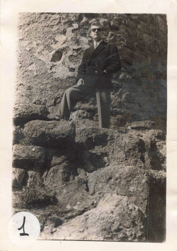 Ancienne photographie jeune - ancienne,